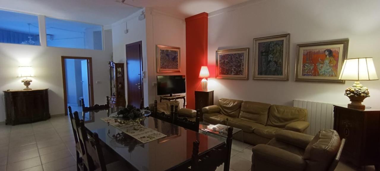 Amanda'S Appartement Tarente Buitenkant foto
