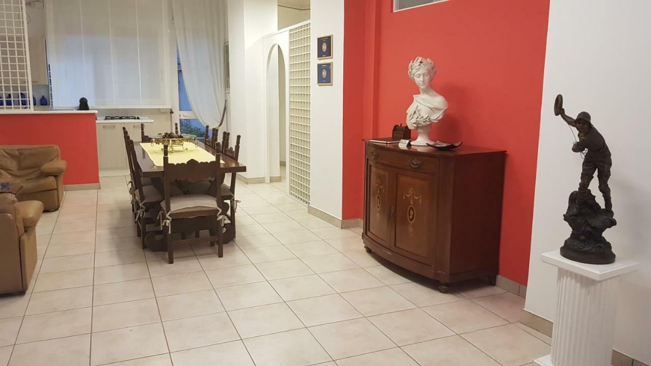 Amanda'S Appartement Tarente Buitenkant foto