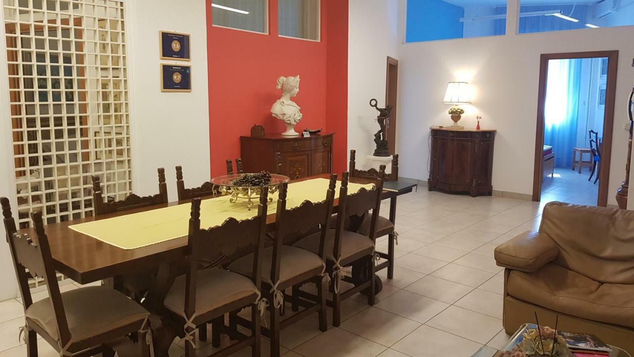 Amanda'S Appartement Tarente Buitenkant foto